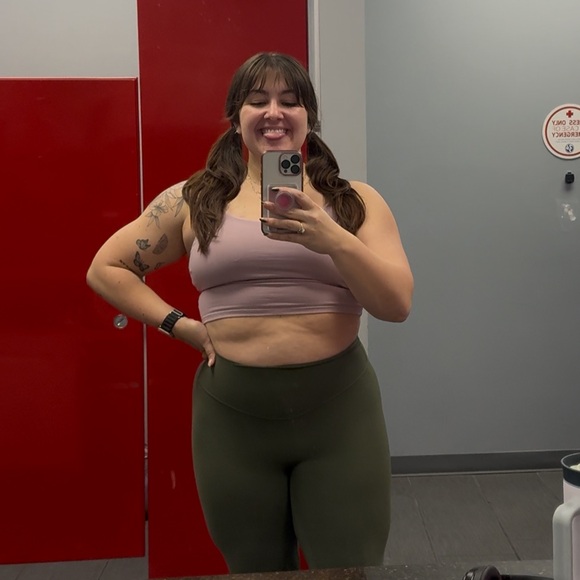 Meet your Posher, Kaycee - Picture 5 of 11